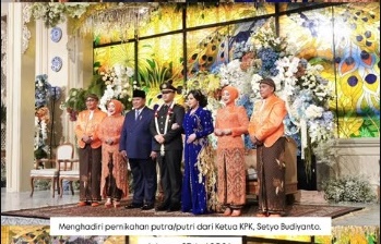 Tangkapan layar postingan Presiden Prabowo saat menghadiri pernikahan putri Ketua KPK Setyo Budiyanto/ Foto: Instagram