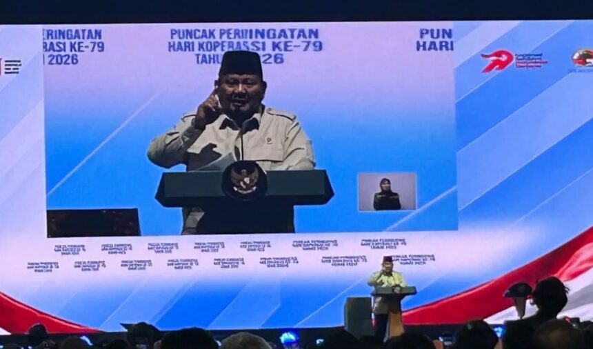 Presiden Prabowo Subianto menyampaikan sambutan pada acara peringatan Hari Koperasi Nasional ke-79 di Indonesia Arena/ Foto: ANTARA