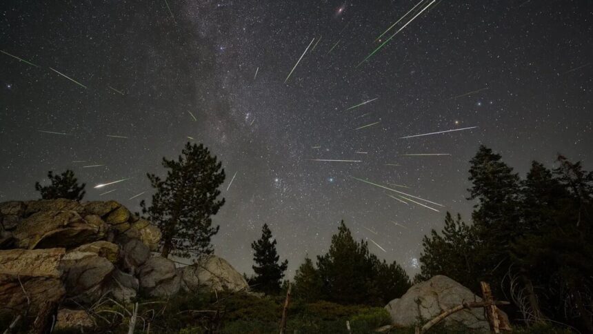 Ilustrasi hujan meteor/ Foto: time and date