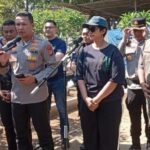 Kabid Humas Polda Metro Jaya Kombes Pol Budi Hermanto dan Ketua PDFMI Brigjen Pol Sumy Hastry Purwanti memberi keterangan pers terkait persiapan pelaksanaan ekshumasi makam Sutrimo/ Foto: Courtesy ANTARA
