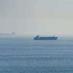 Kapal tanker yang melintas Selat Hormuz/ Foto: The Guardian