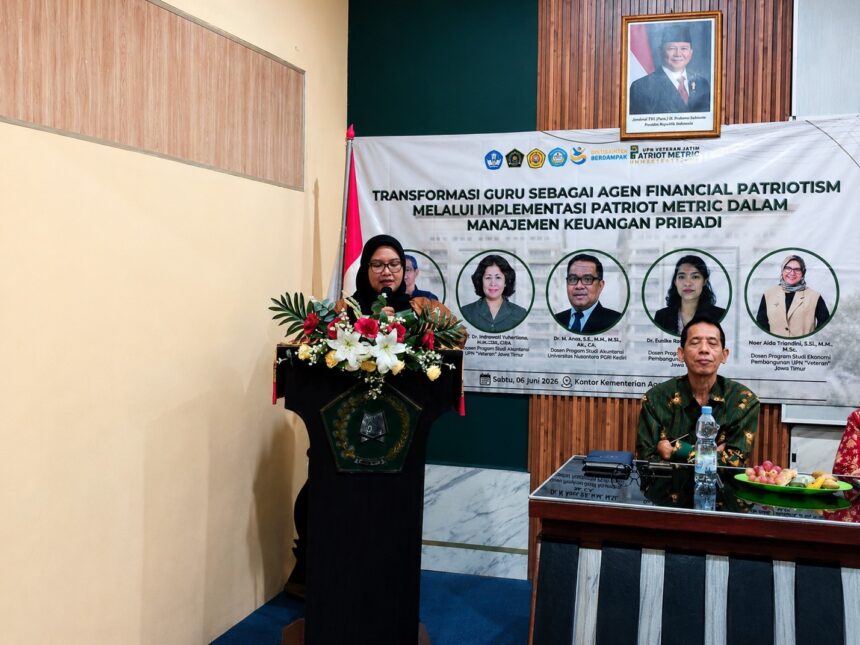 Dosen UPN Veteran Jatim saat menyampaikan materinya/dok.aktual.co.id