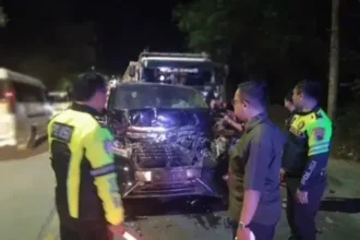 Penampakan mobil KH Anwar Zahid usai kecelakaan/ Foto: Ist