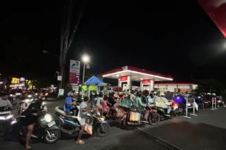 Antrian BBM di Bali/ Foto: Ist