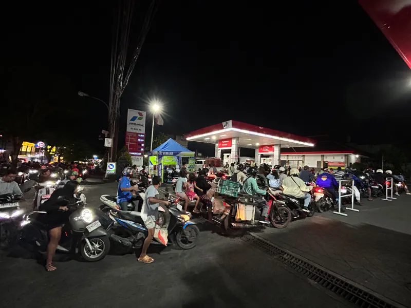 Antrian BBM di Bali/ Foto: Ist