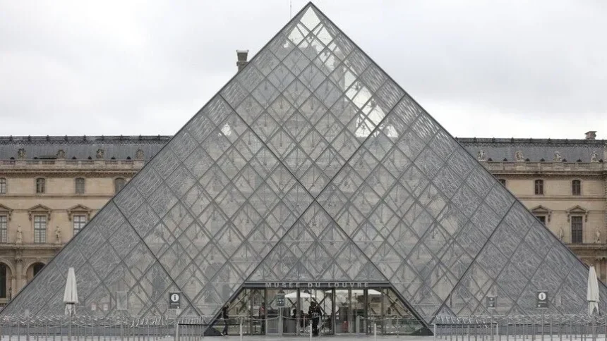 Museum Louvre/ Foto: Anadolu